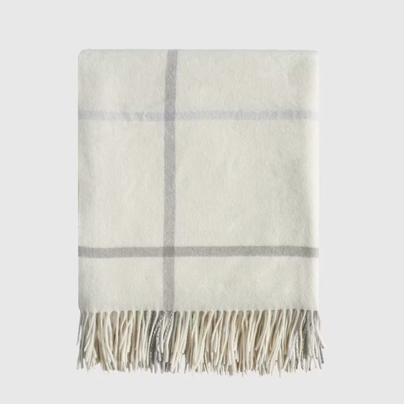 Quince Other - QUINCE 50x60 Mongolian Cashmere Plaid Throw Ivory/Grey Plaid 8699